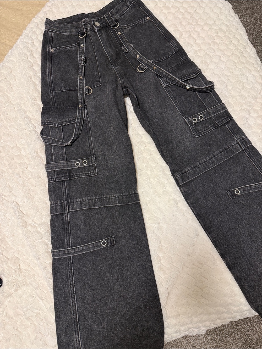 ROMWE Black Bootcut Cargo Jeans with Straps
